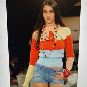 CHANEL Runway Cashmere Sweater Size 8